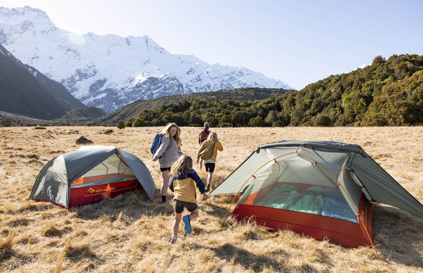 tente de camping et de trekking