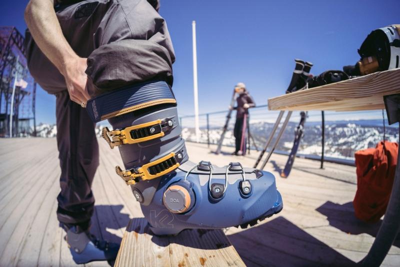 Chaussures de ski avec système BOA